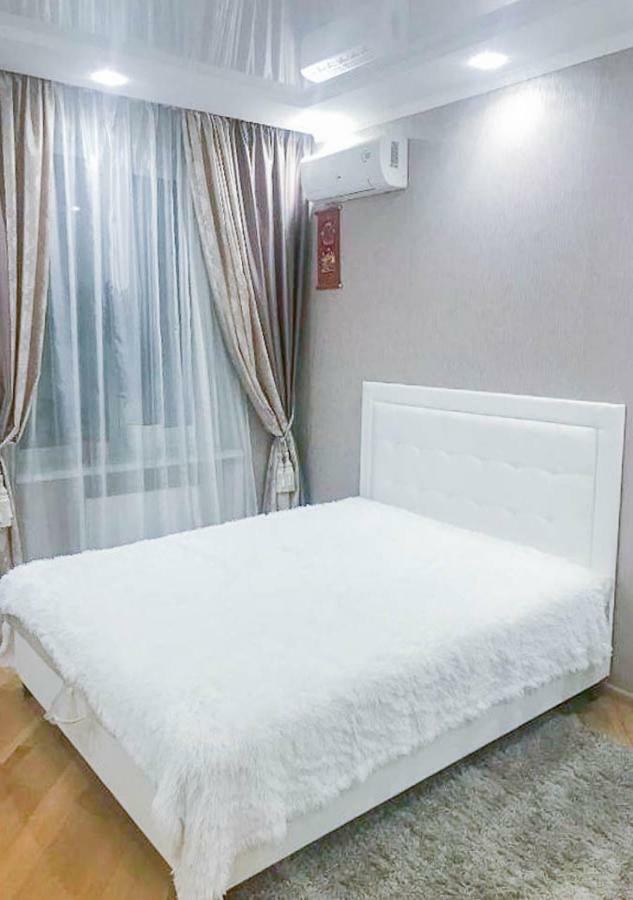 Rent-Kiev Apartment on LuxKlavdievskaya Eksteriør billede